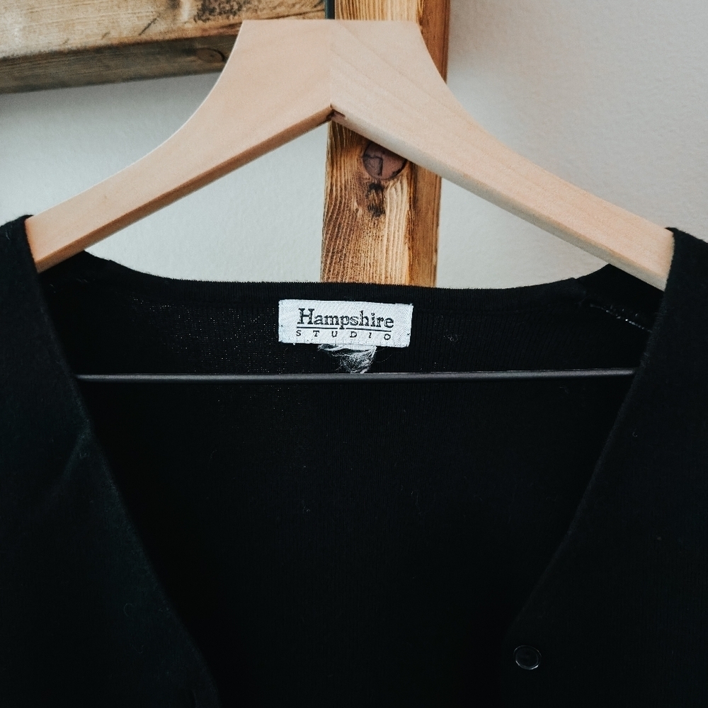 Vintage Hampshire Studio Black Button-Front Cardigan (Size M) - Picture 4 of 5